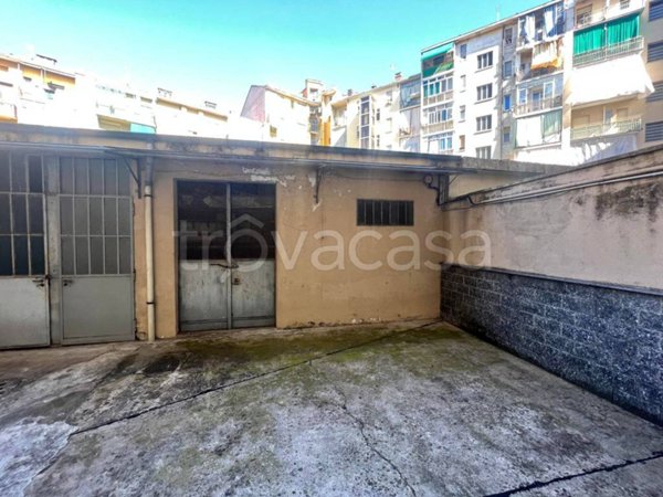 locale di sgombero in vendita a Torino in zona Barriera di Milano