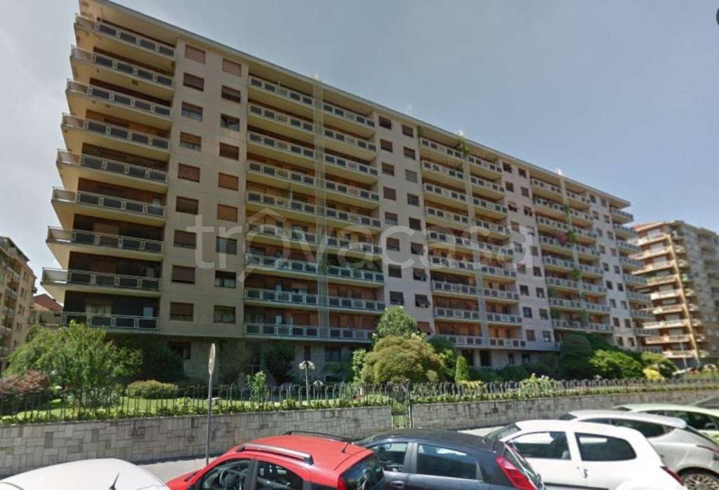 appartamento in vendita a Torino in zona Millefonti
