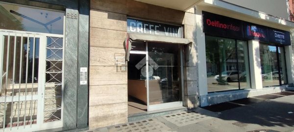 locale commerciale in vendita a Torino in zona Rebaudengo