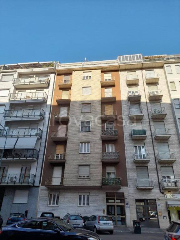 appartamento in vendita a Torino in zona Santa Rita