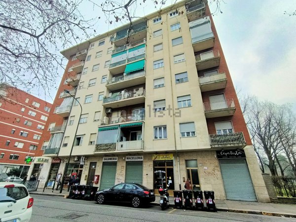 appartamento in vendita a Torino in zona Regio Parco