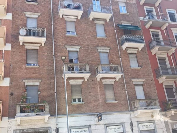 appartamento in vendita a Torino in zona Lingotto