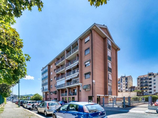 appartamento in vendita a Torino in zona Borgata Vittoria