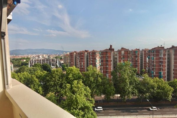 appartamento in vendita a Torino in zona Borgata Vittoria