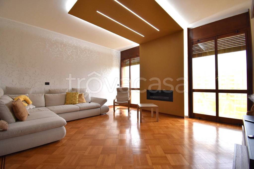 appartamento in vendita a Torino in zona Parella