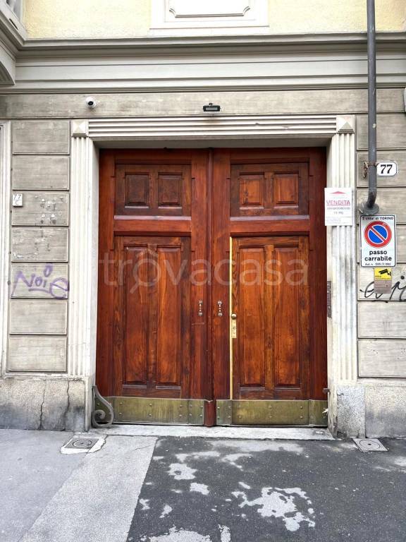 appartamento in vendita a Torino in zona Aurora