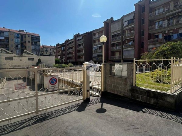 locale di sgombero in vendita a Torino in zona Vanchiglia