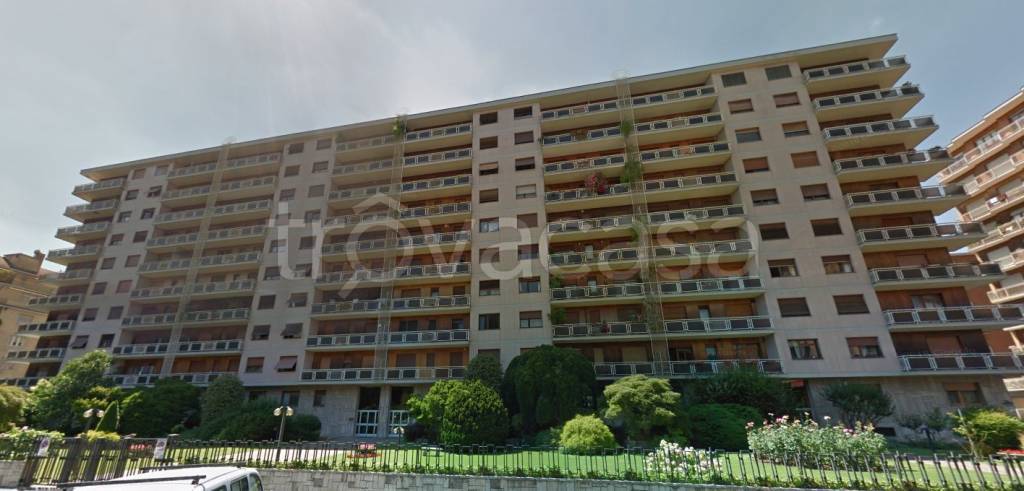 appartamento in vendita a Torino in zona Millefonti