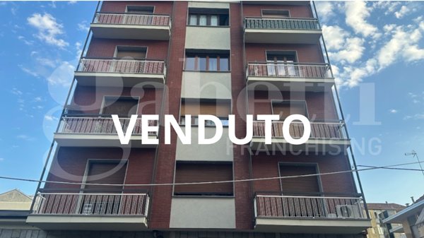 appartamento in vendita a Torino in zona Aeronautica