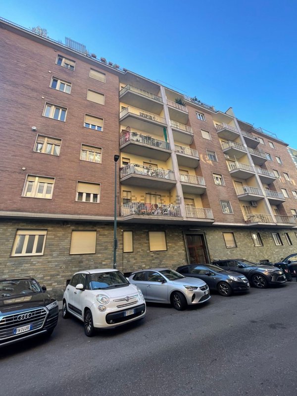 appartamento in vendita a Torino in zona Santa Rita
