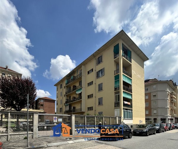 appartamento in vendita a Torino in zona Millefonti