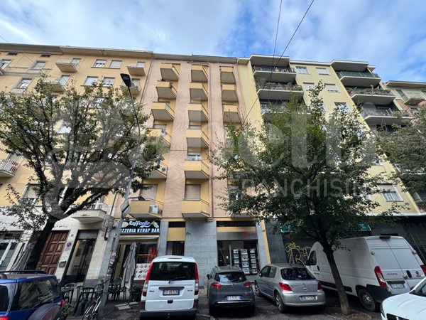 appartamento in vendita a Torino in zona San Salvario
