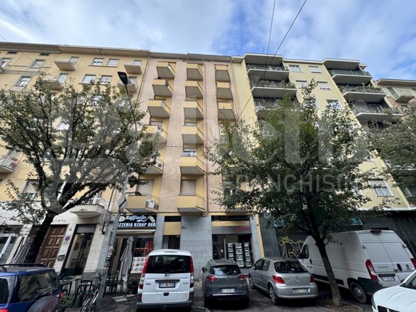 appartamento in vendita a Torino in zona San Salvario