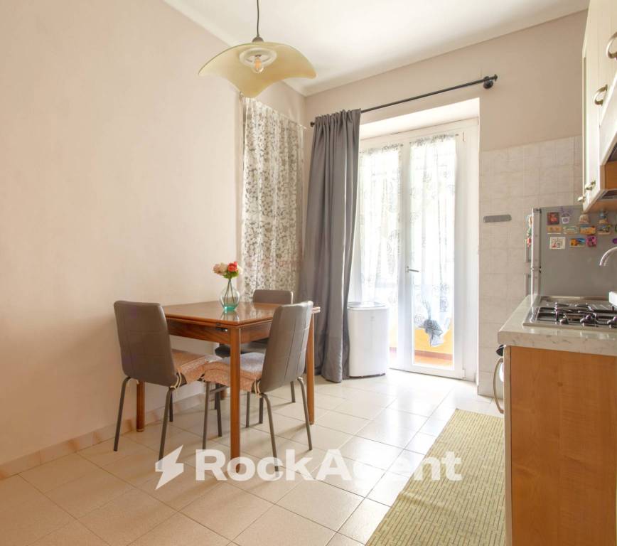 appartamento in vendita a Torino in zona Santa Rita
