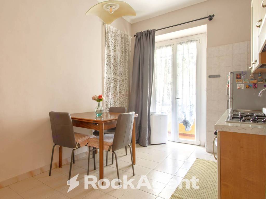 appartamento in vendita a Torino in zona Santa Rita