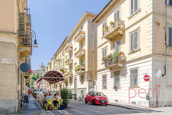 appartamento in vendita a Torino in zona Cavoretto