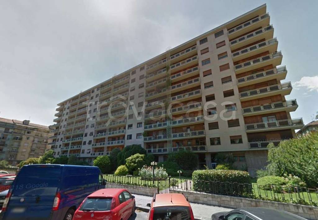 appartamento in vendita a Torino in zona Millefonti