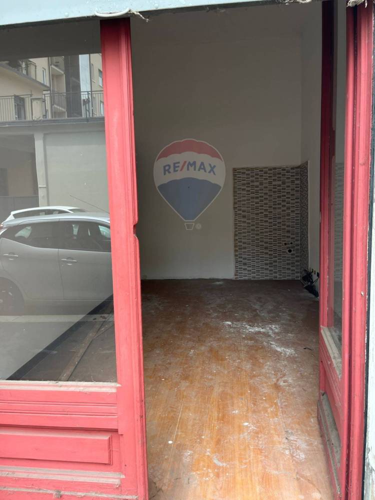 negozio in vendita a Torino in zona Millefonti