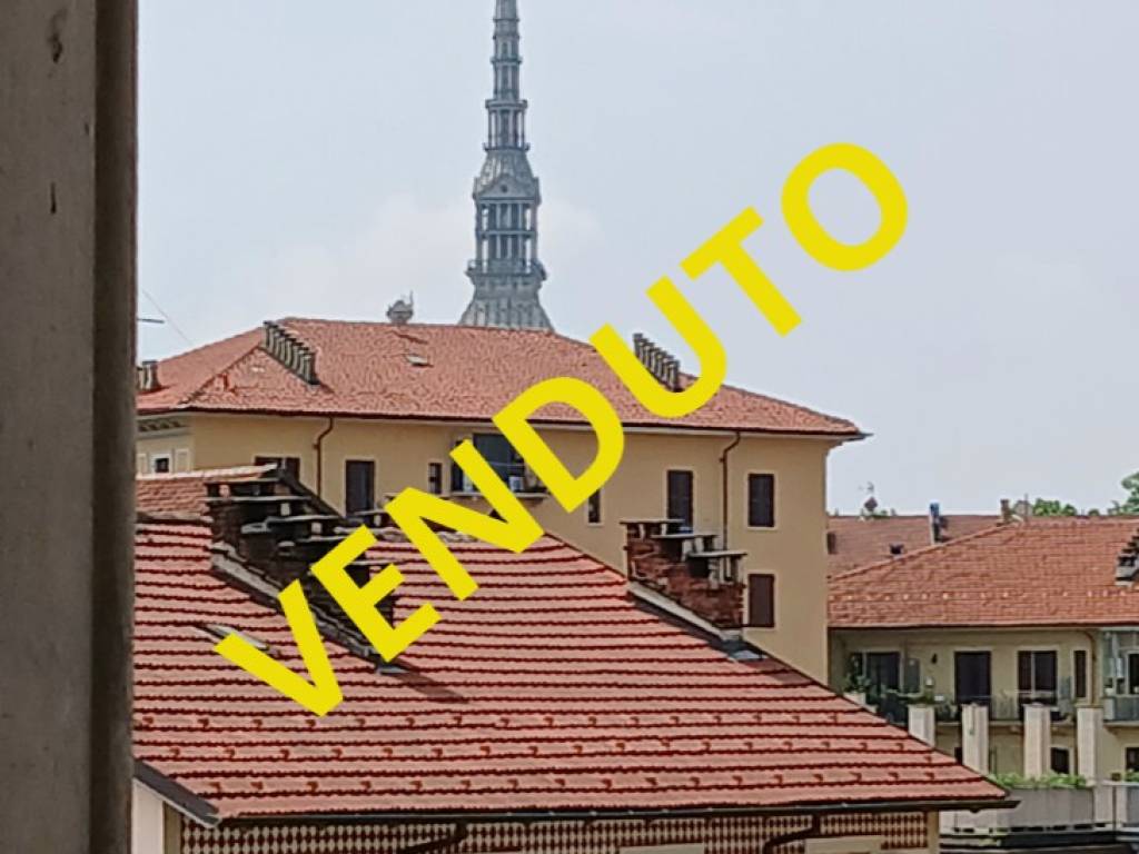 appartamento in vendita a Torino in zona Vanchiglia