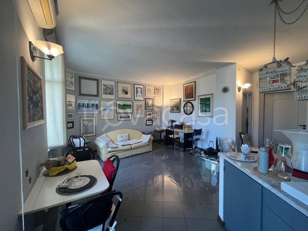 appartamento in vendita a Torino in zona Santa Rita