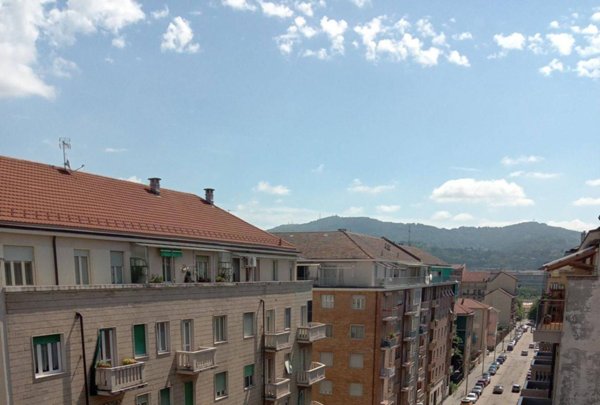 appartamento in vendita a Torino in zona Lingotto