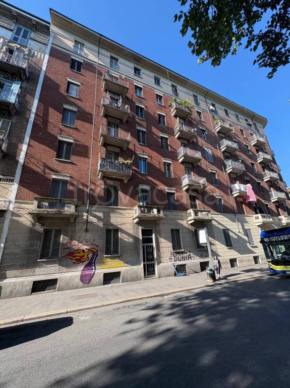 appartamento in vendita a Torino in zona Aurora