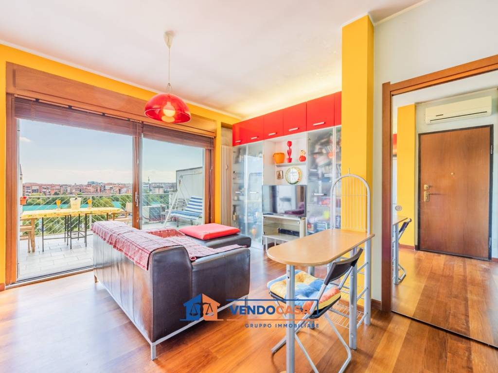 appartamento in vendita a Torino in zona Borgo San Paolo