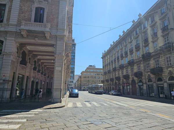 negozio in vendita a Torino in zona Centro Storico