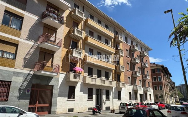 appartamento in vendita a Torino in zona Parella