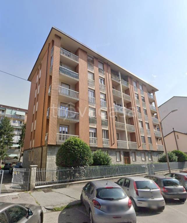 appartamento in vendita a Torino in zona Santa Rita