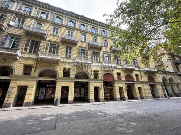 appartamento in vendita a Torino in zona Centro Storico