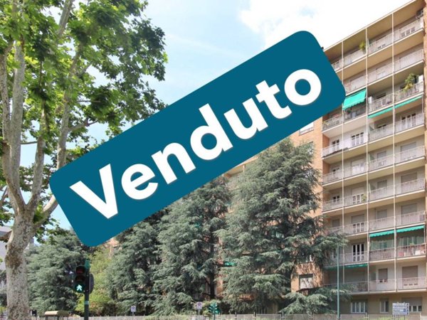 appartamento in vendita a Torino in zona Parella