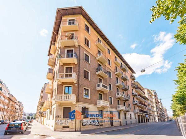 appartamento in vendita a Torino in zona Borgo San Paolo