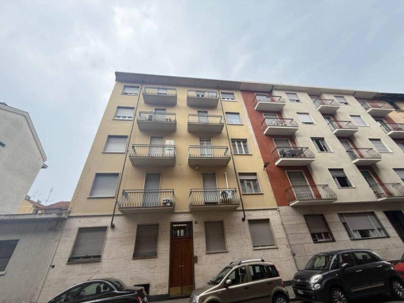 appartamento in vendita a Torino in zona Cenisia