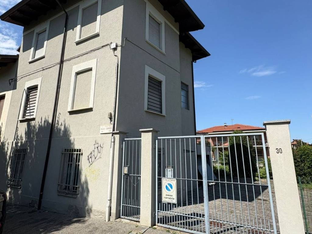 casa indipendente in vendita a Torino in zona Madonna del Pilone