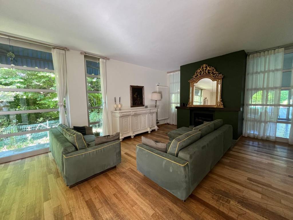 casa indipendente in vendita a Torino in zona Cavoretto