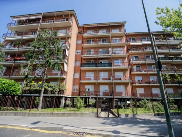 appartamento in vendita a Torino in zona Mirafiori Sud