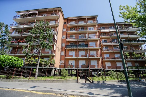 appartamento in vendita a Torino in zona Mirafiori Sud