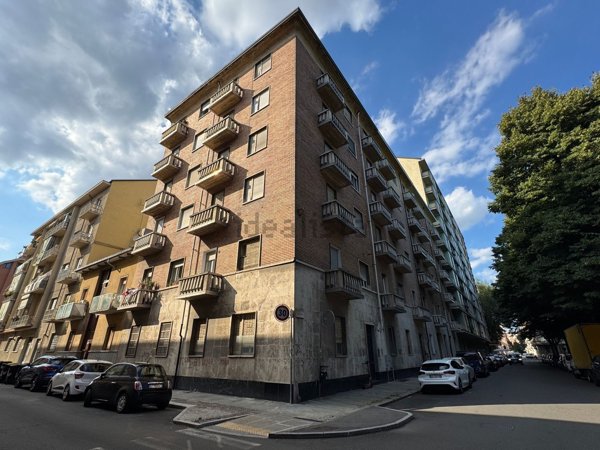 appartamento in vendita a Torino in zona Aurora