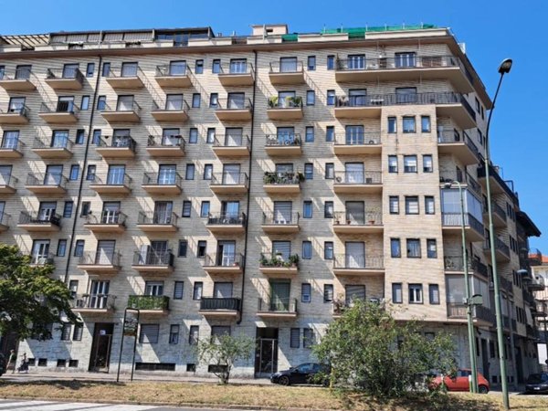 appartamento in vendita a Torino in zona Parella