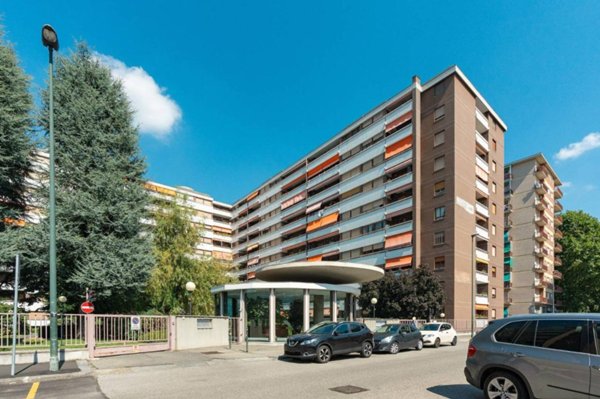 appartamento in vendita a Torino in zona Lingotto