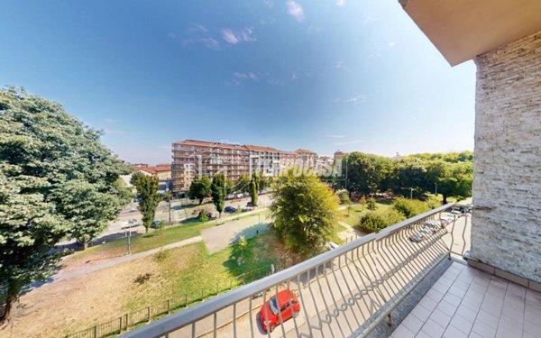 appartamento in vendita a Torino in zona Rebaudengo