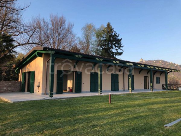 casa indipendente in vendita a Torino in zona Madonna del Pilone