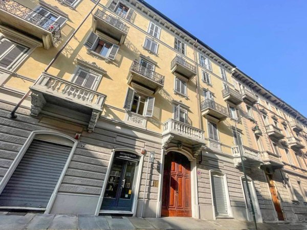 appartamento in vendita a Torino in zona Crocetta
