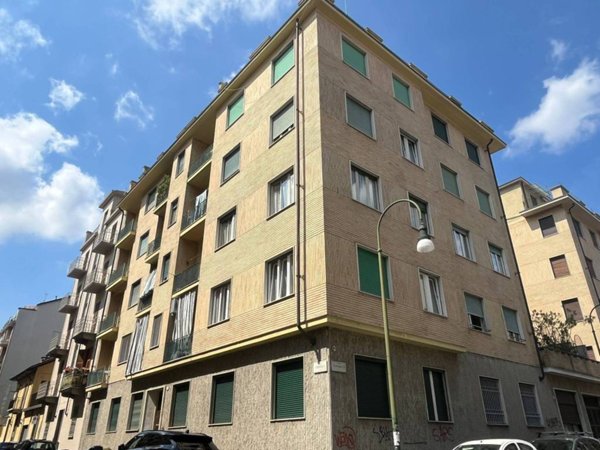 appartamento in vendita a Torino in zona Cenisia