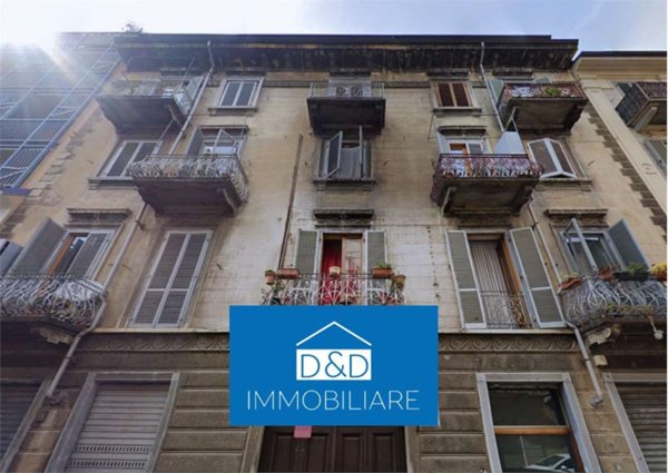 appartamento in vendita a Torino in zona Aurora
