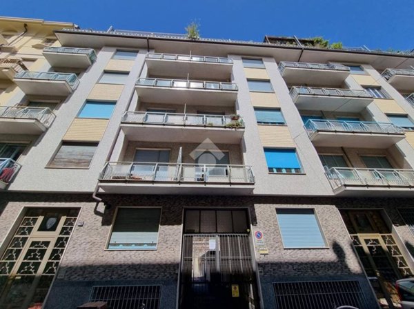 locale di sgombero in vendita a Torino in zona San Salvario
