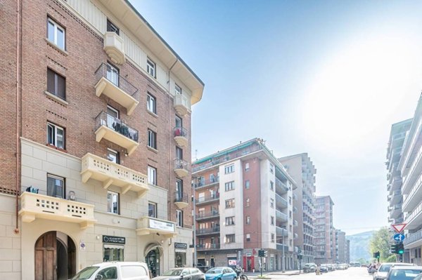 appartamento in vendita a Torino in zona Lingotto