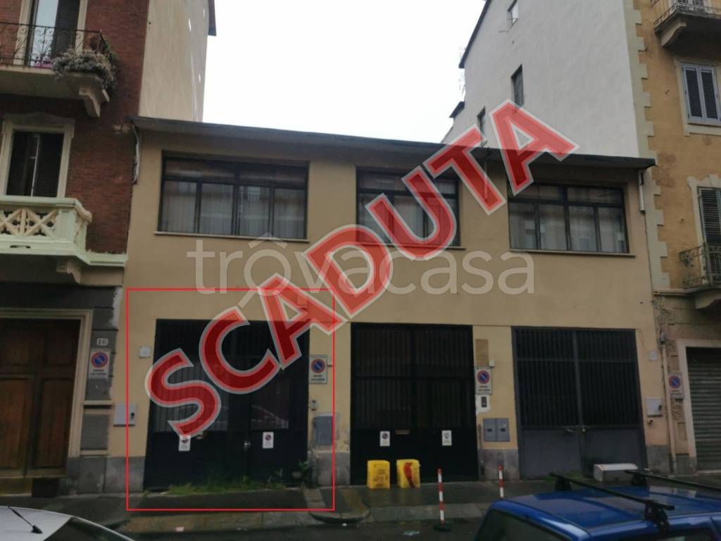 negozio in vendita a Torino in zona Borgo San Paolo
