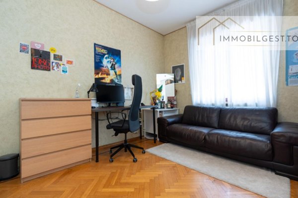 appartamento in vendita a Torino in zona Cenisia